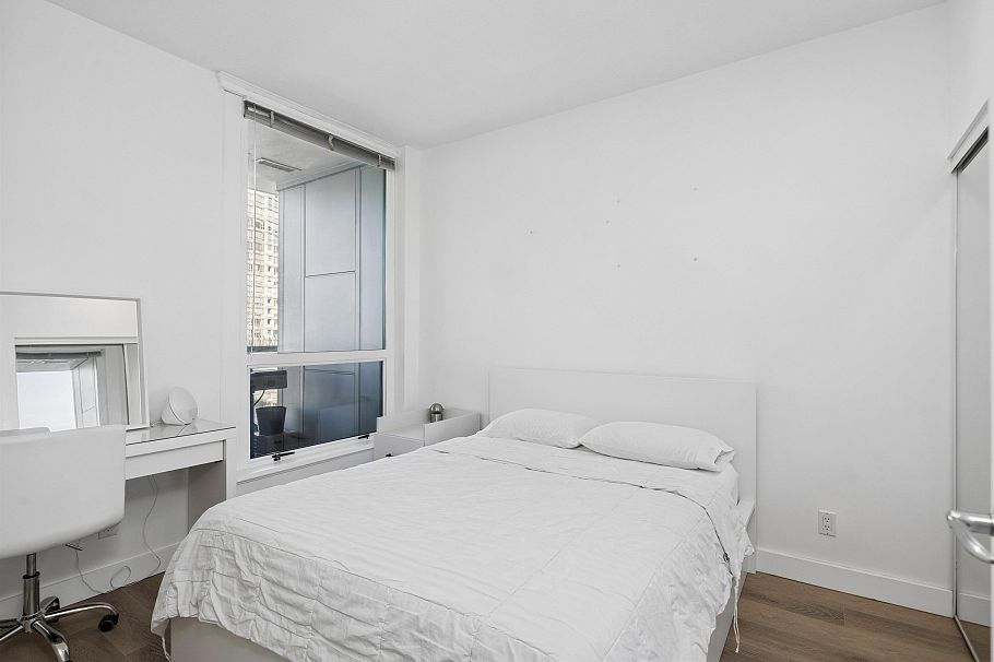 1605 1239 W Georgia Street Vancouver, BC - 17