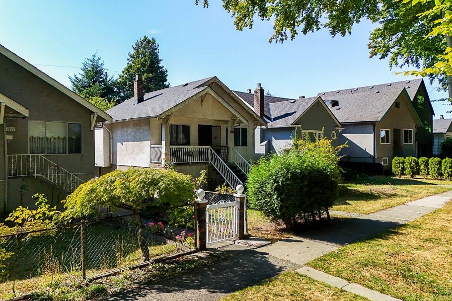 2668 William Street Vancouver, BC - 2