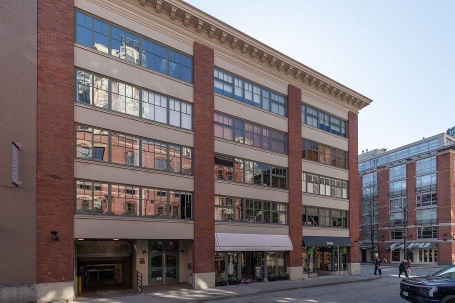 207 1178 Hamilton Street Vancouver, BC - 35