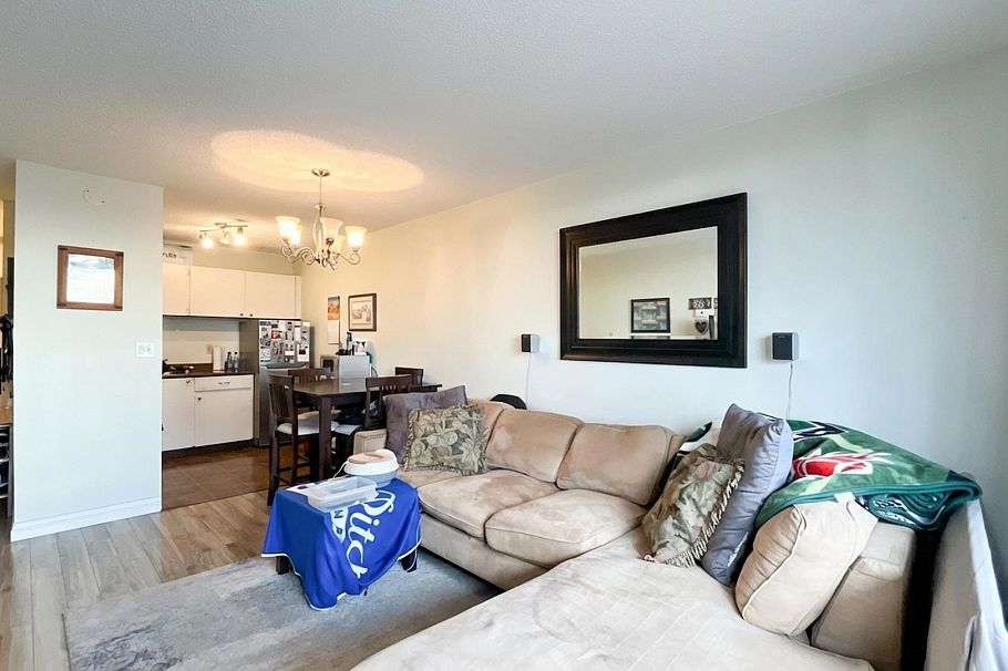 708 145 St. Georges Avenue North Vancouver, BC - 6