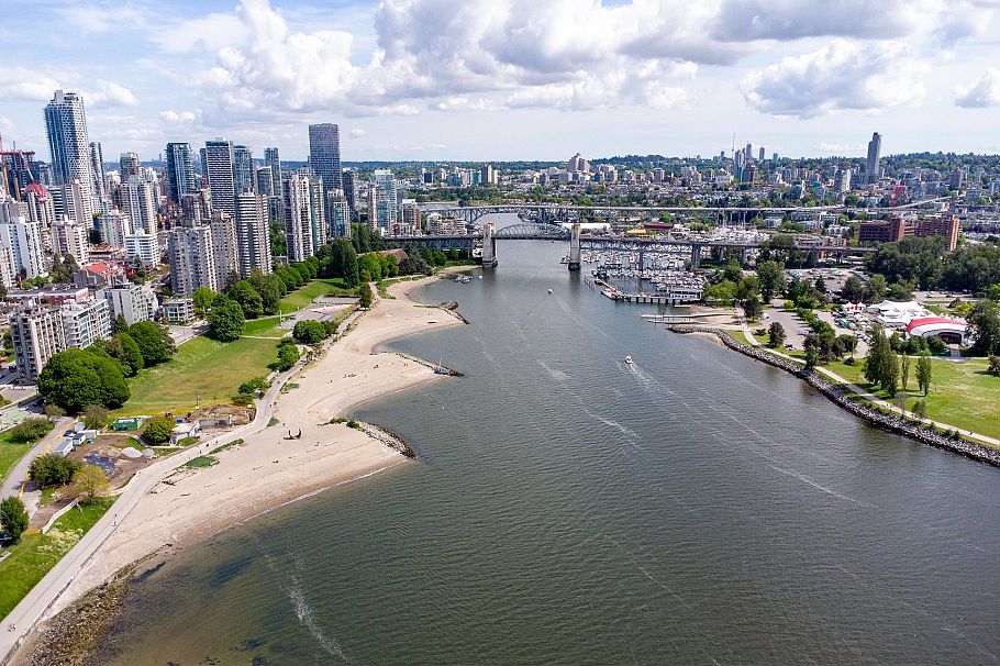 3B 1403 Beach Avenue Vancouver, BC - 12