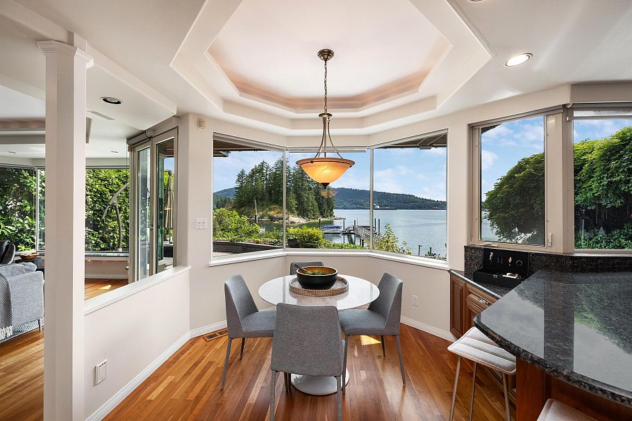 4625 Strathcona Road North Vancouver, BC - 21