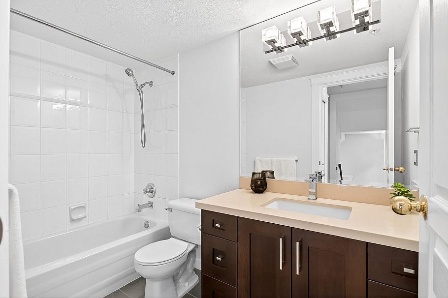 60 3436 Terra Vita Place Vancouver, BC - 31