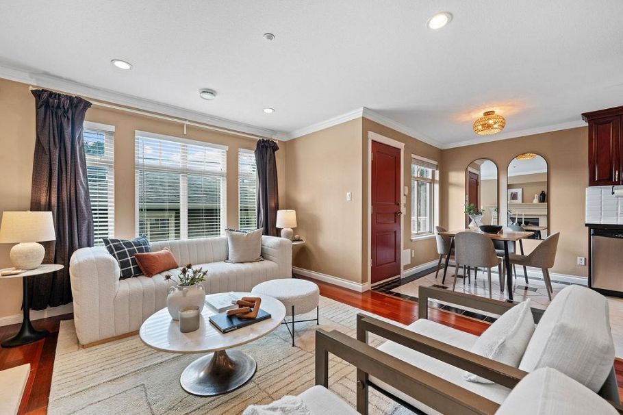 1254 E 11th Avenue Vancouver, BC - 1