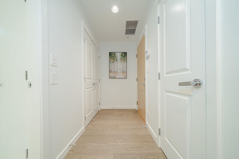 201 3533 Ross Drive Vancouver, BC - 25