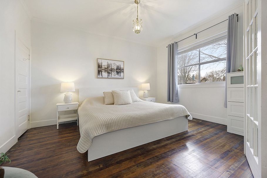 1923 E 1st Avenue Vancouver, BC - 4