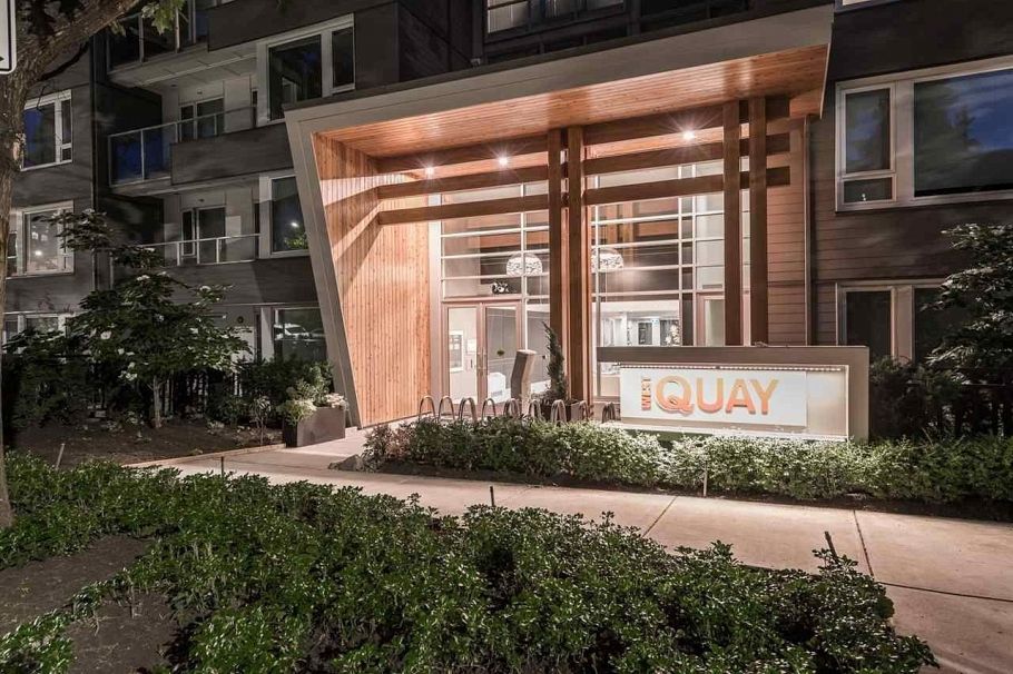 208 277 W 1st Street North Vancouver, BC - 1