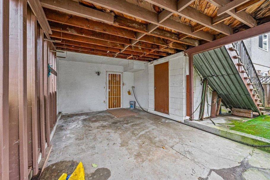 3279 Parker Street Vancouver, BC - 35