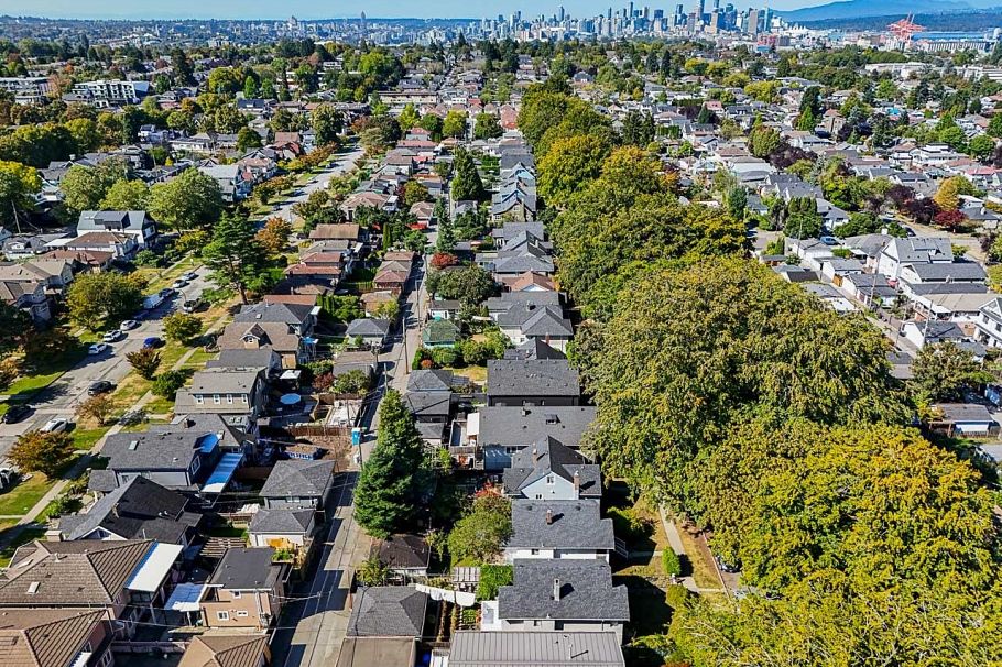 2668 William Street Vancouver, BC - 10