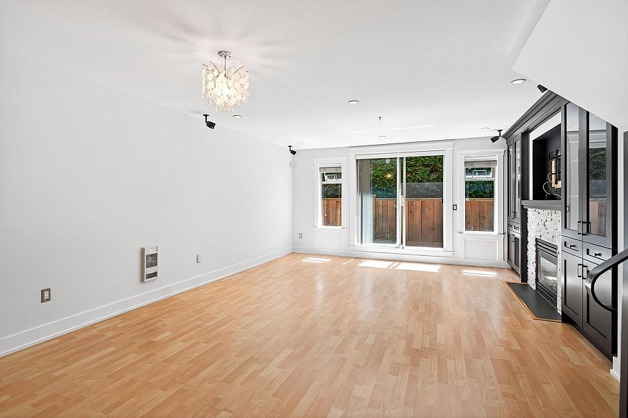 60 3436 Terra Vita Place Vancouver, BC - 10