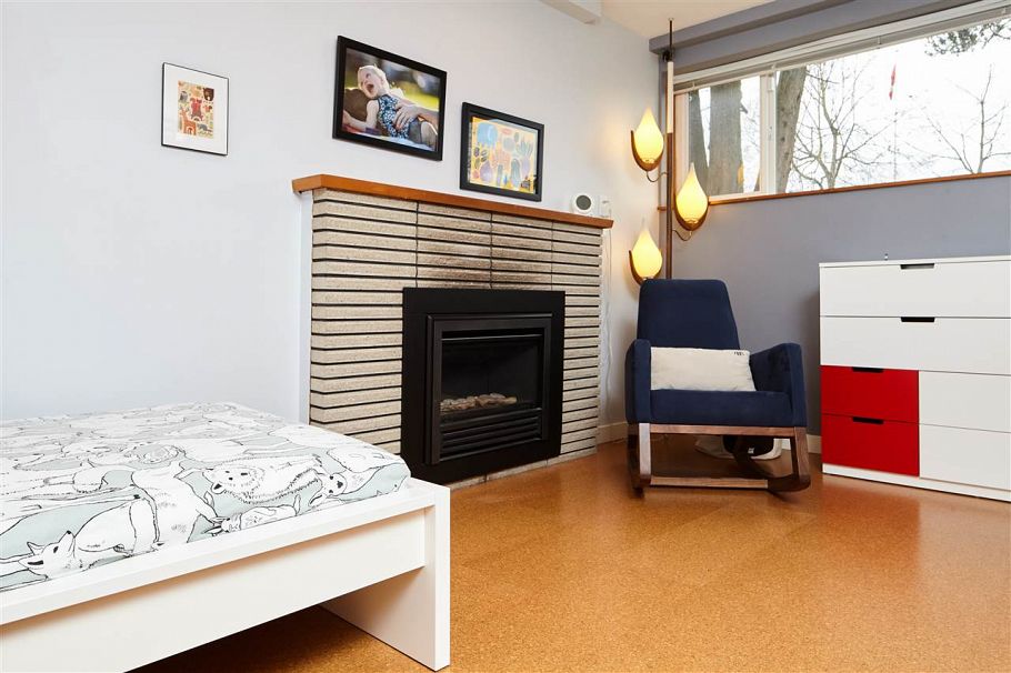 1518 E 37th Avenue Vancouver, BC - 20