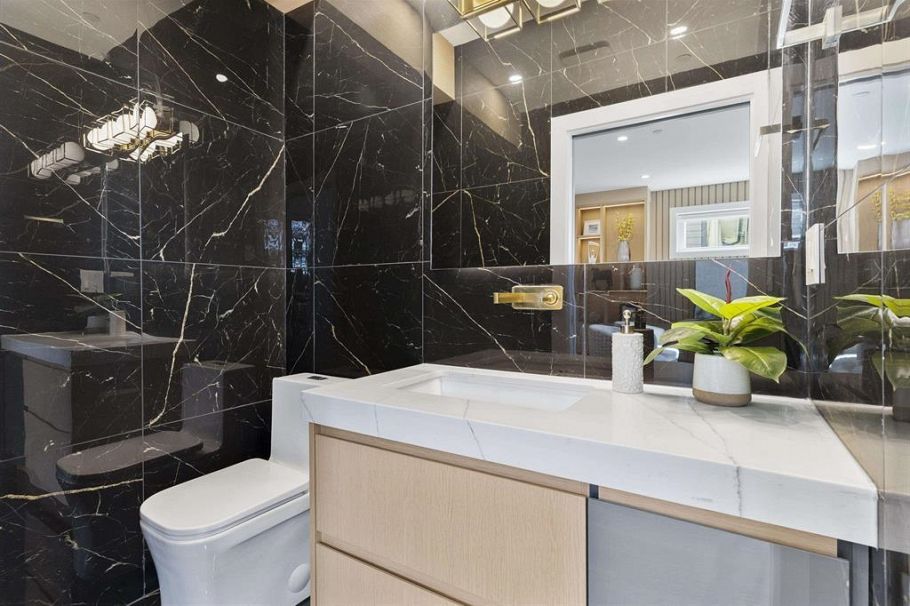 1 1243 Nootka Street Vancouver, BC - 17