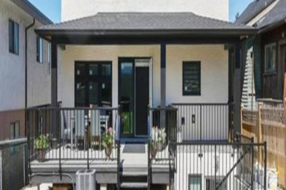 4666 Earles Street Vancouver, BC - 3