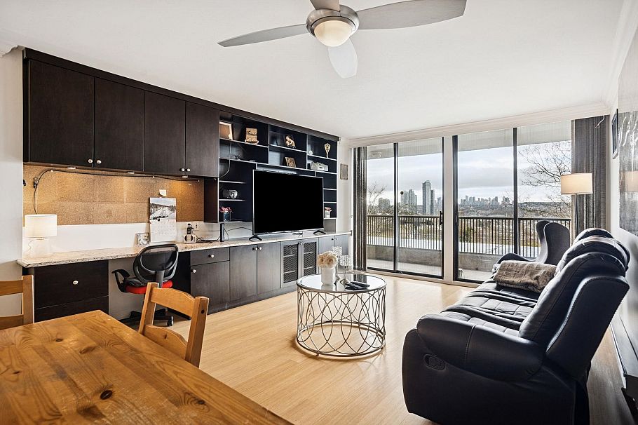 106 3740 Albert Street Burnaby, BC - 4