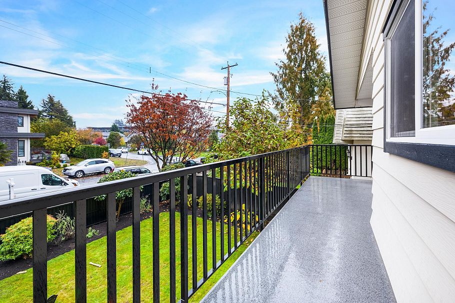 1709 Philip Avenue North Vancouver, BC - 18