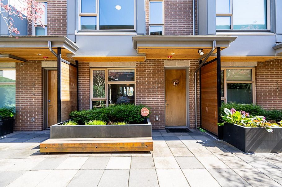 5518 Oak Street Vancouver, BC - 3