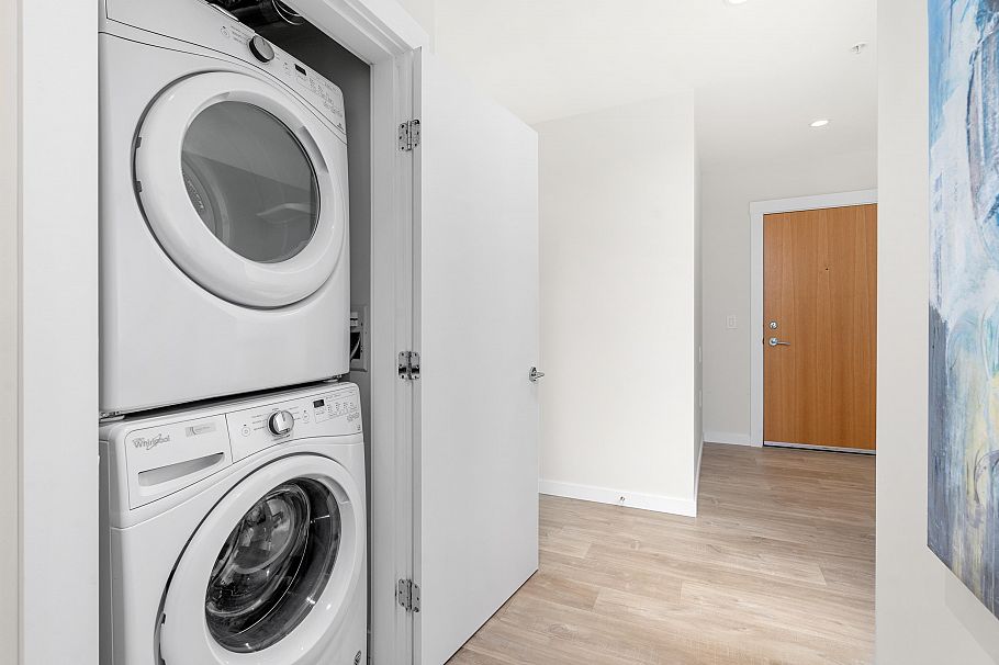 205 615 E 3rd Street North Vancouver, BC - 28