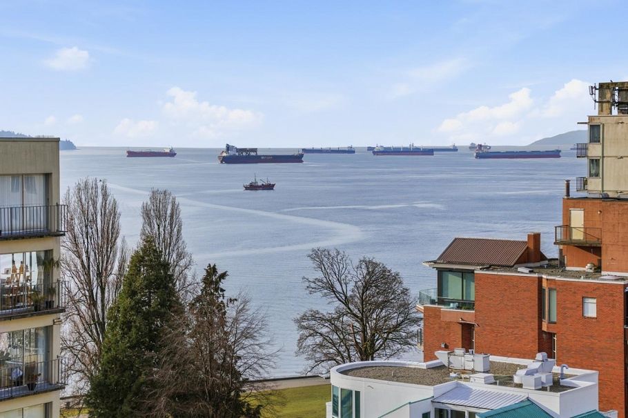 808 1330 Harwood Street Vancouver, BC - 1