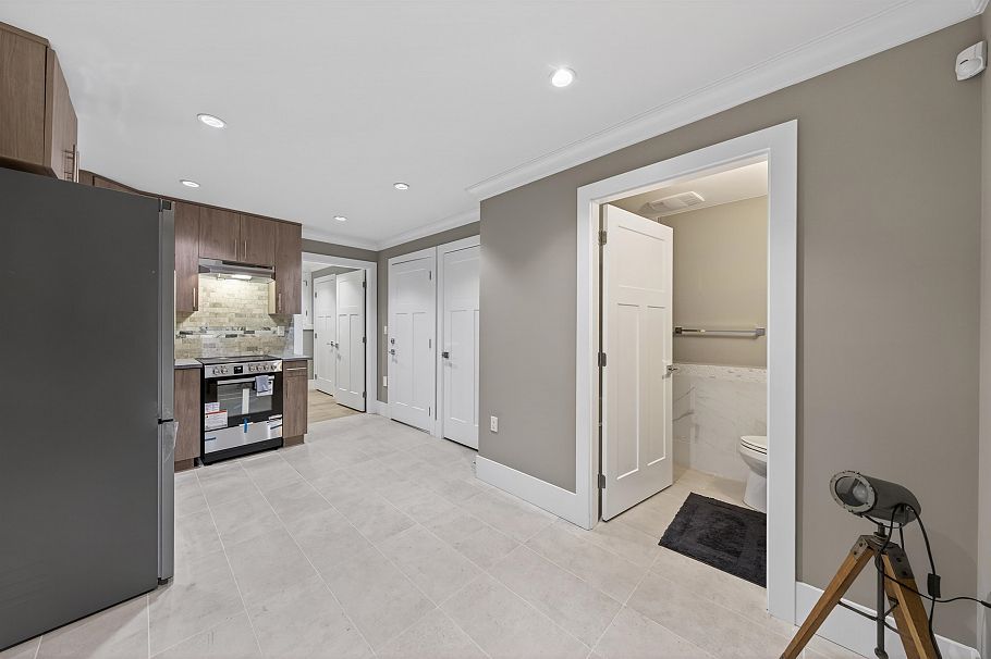 6532 Angus Drive Vancouver, BC - 7