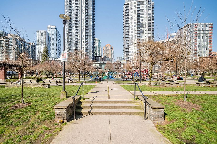 1202 1188 Richards Street Vancouver, BC - 24