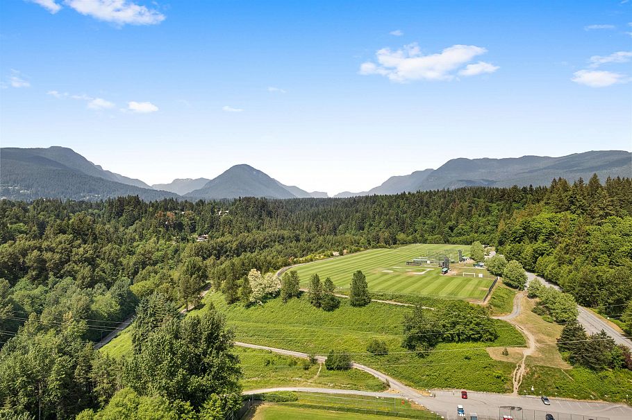 869 Seymour Boulevard North Vancouver, BC - 35