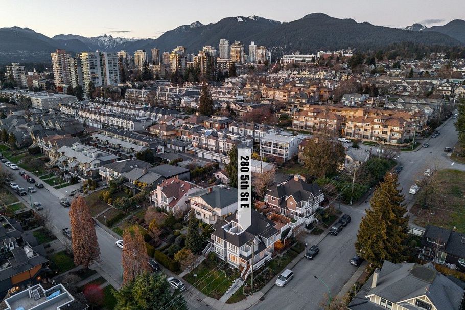 280 E 5th Street North Vancouver, BC - 36
