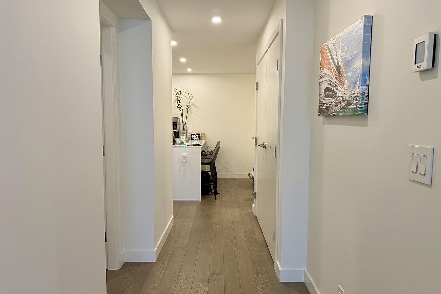 3605 1480 Howe Street Vancouver, BC - 21