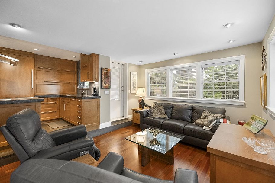 103 828 Gilford Street Vancouver, BC - 21