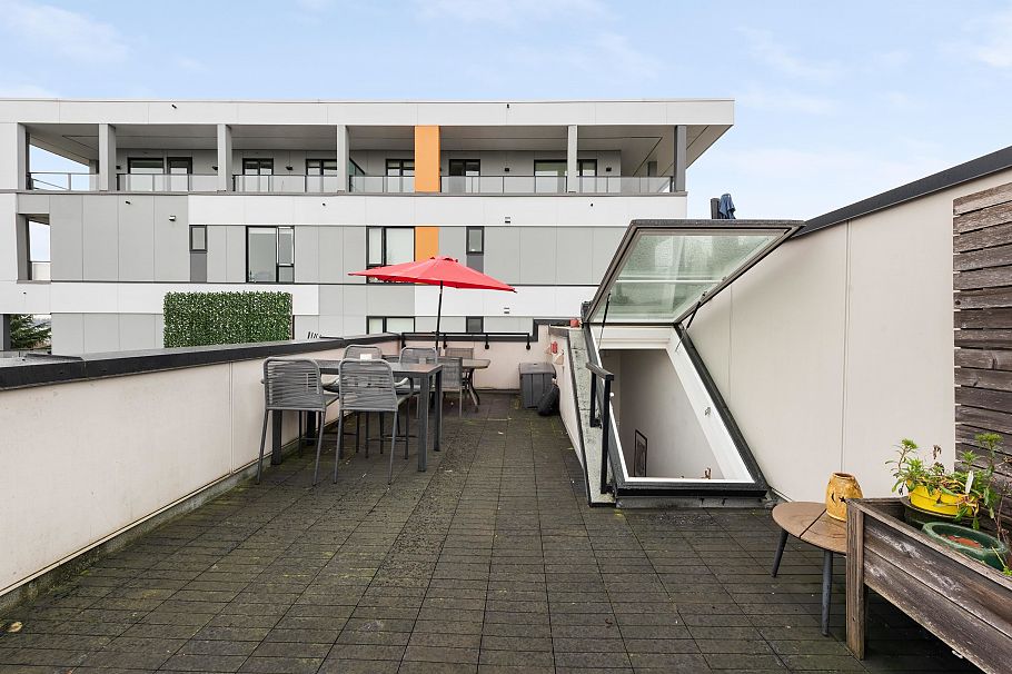 147 St. Patricks Avenue North Vancouver, BC - 32