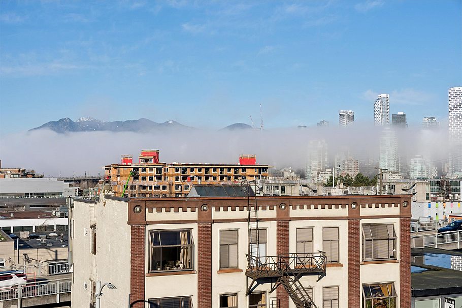 209 1628 W 4th Avenue Vancouver, BC - 22