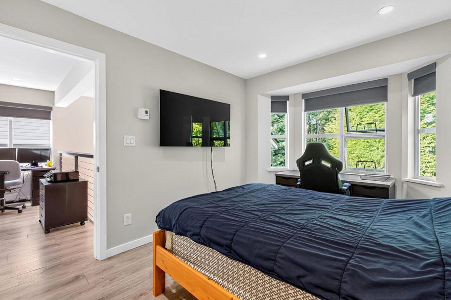 52 650 Roche Point Drive North Vancouver, BC - 17