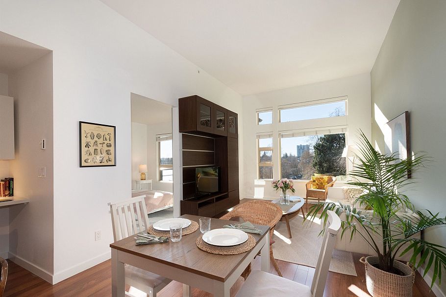 507 1677 Lloyd Avenue North Vancouver, BC - 8