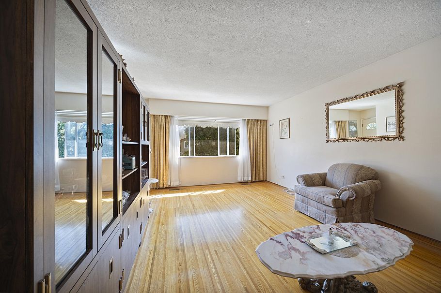 5131 Ann Street Vancouver, BC - 14