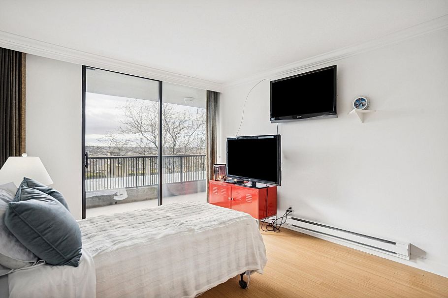 106 3740 Albert Street Burnaby, BC - 11