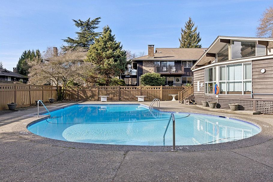 214 555 W 28th Street North Vancouver, BC - 6