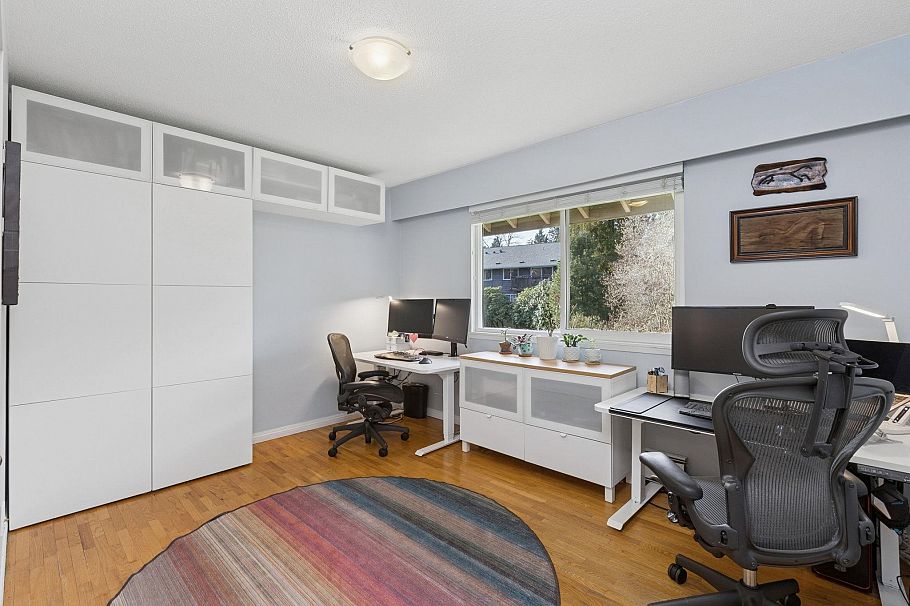 214 555 W 28th Street North Vancouver, BC - 23