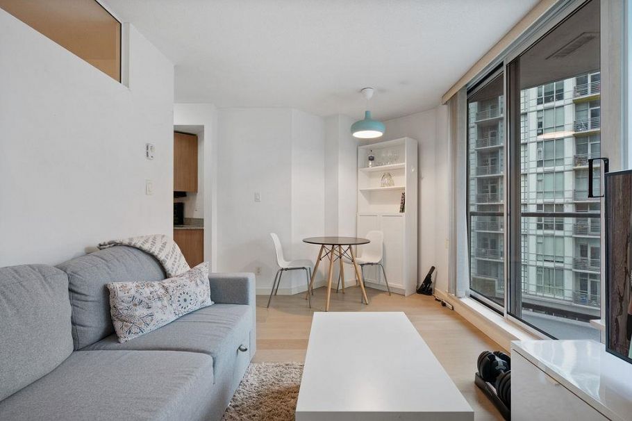 603 1212 Howe Street Vancouver, BC - 17