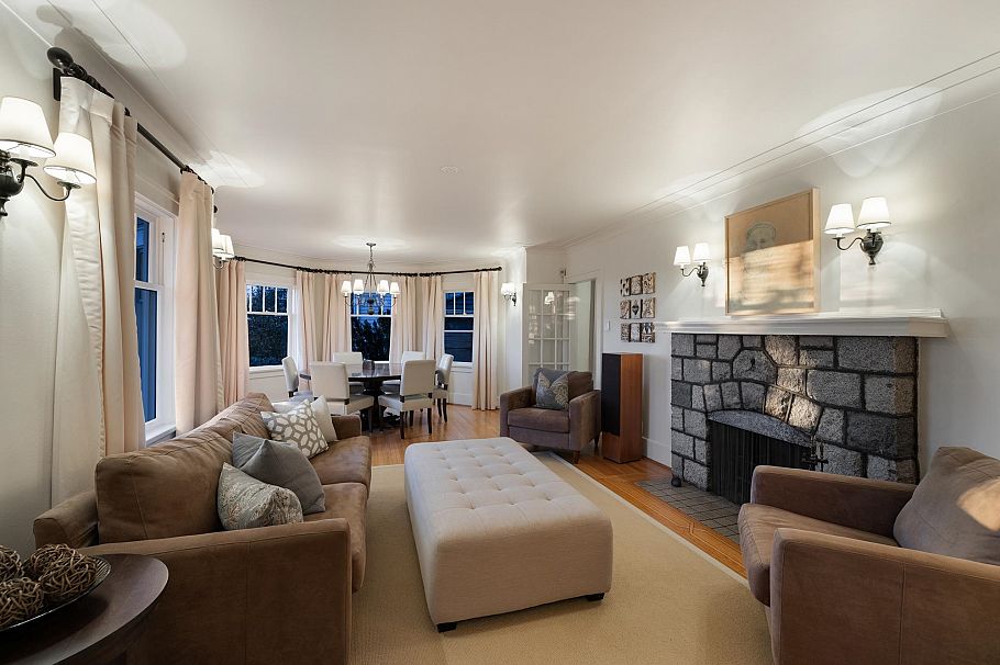 402 Brand Street North Vancouver, BC - 10