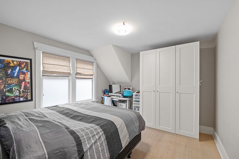 3044 Point Grey Road Vancouver, BC - 20