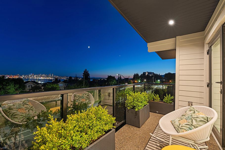 336 E Keith Road North Vancouver, BC - 20