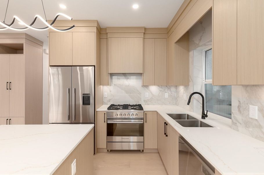 2 3508 E Pender Street Vancouver, BC - 10