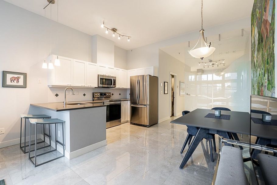 108 131 W 3rd Street North Vancouver, BC - 6