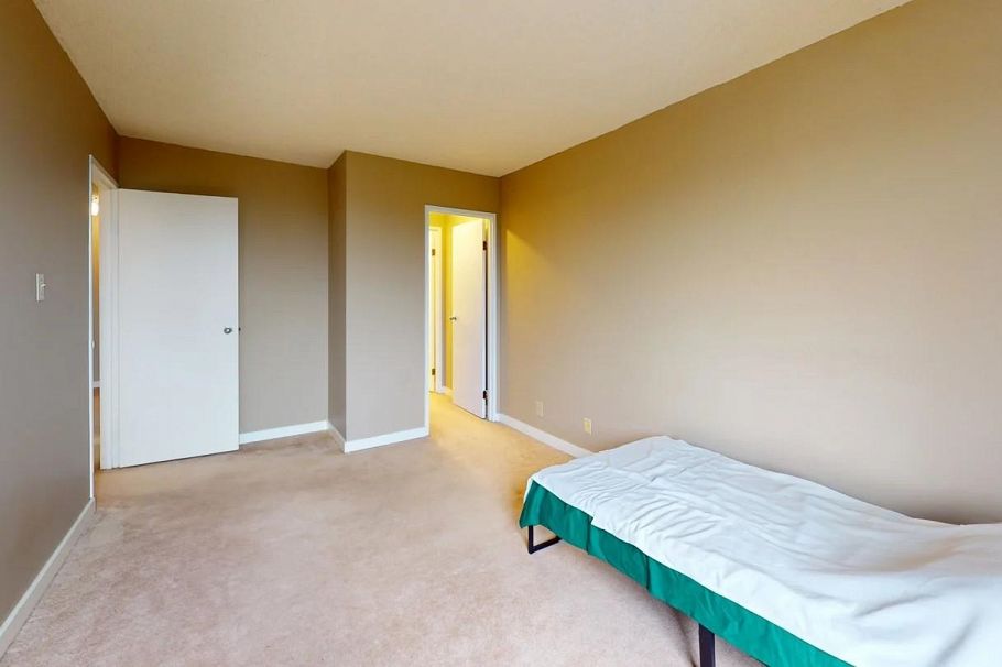 1602 2016 Fullerton Avenue North Vancouver, BC - 17