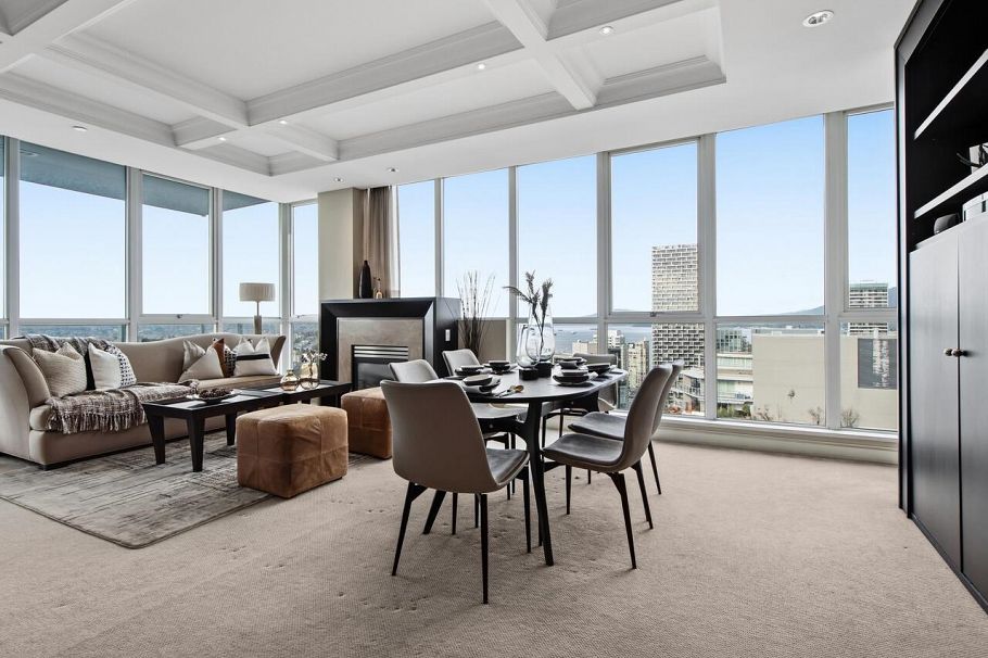 4302 1408 Strathmore Mews Vancouver, BC - 3