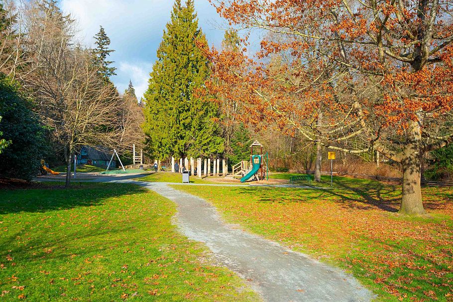 507 1677 Lloyd Avenue North Vancouver, BC - 39