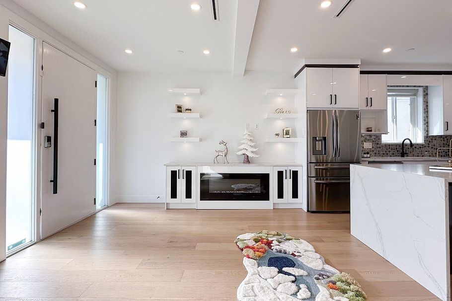 2723 Turner Street Vancouver, BC - 3