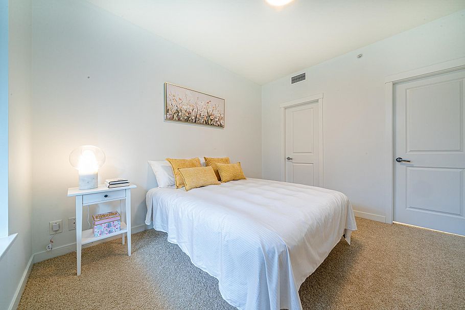 201 3533 Ross Drive Vancouver, BC - 18