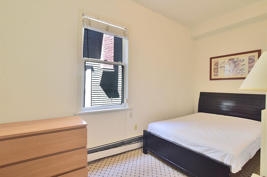 1 1517 COMOX STREET, Vancouver BC V6G 1P3 Vancouver, BC - 2