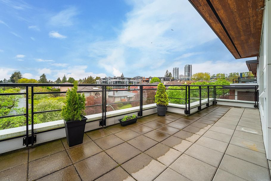 PH2 7988 Yukon Street Vancouver, BC - 5