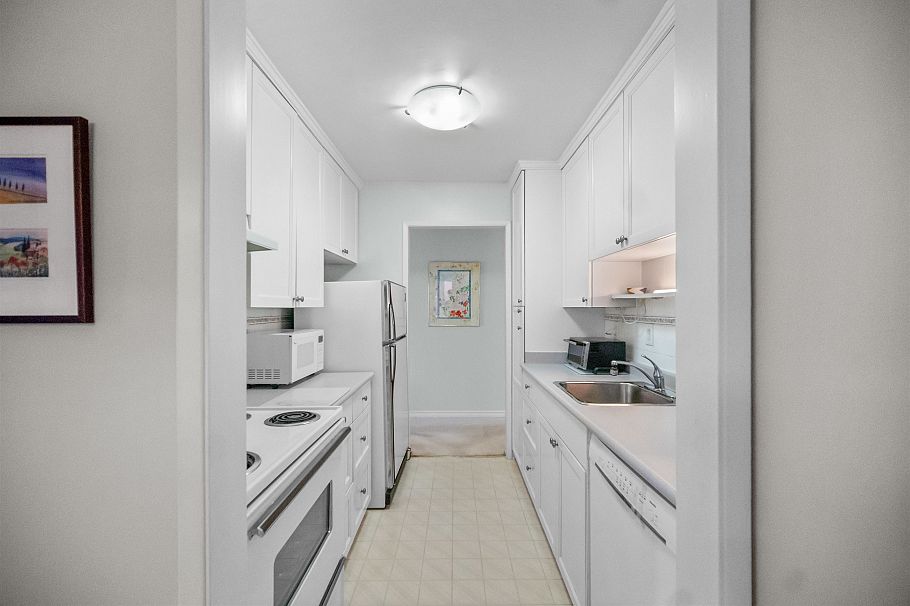 202 1066 W 13th Avenue Vancouver, BC - 7